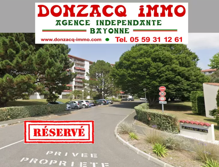 Anglet - Emplacement recherché et en étage élevé pour ce type 3 de 71 m² habitable, terrasse et balcon + cave + place de parking possible