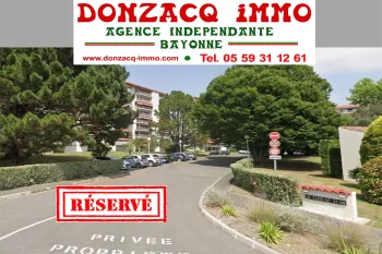 Anglet - Emplacement recherché et en étage élevé pour ce type 3 de 71 m² habitable, terrasse et balcon + cave + place de parking possible