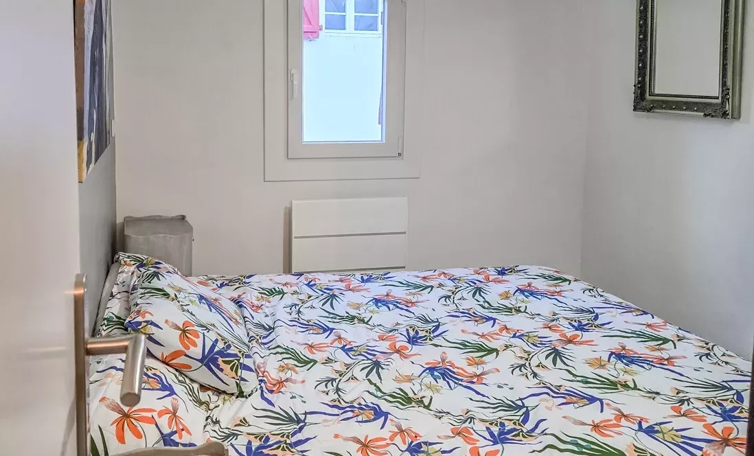 Seulement chez Donzacq à St Etienne de Baigorry - Maison entièrement rénovée de 65 m² habitable + garage + jardinet dans un cadre enchanteur à la campagne 