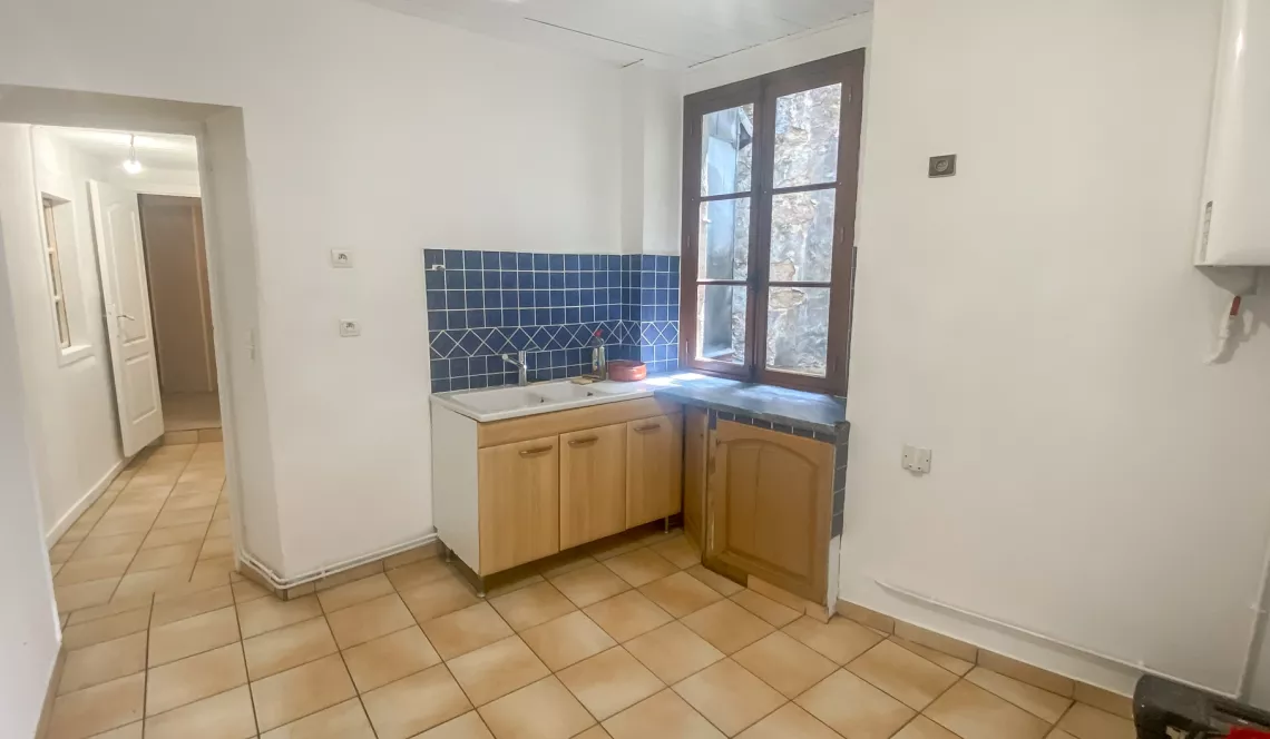 Bayonne à deux pas du centre ville - Type 2/3 de 52 m² habitable avec cachet et authenticité, vue dégagée et potentiel d’aménagement