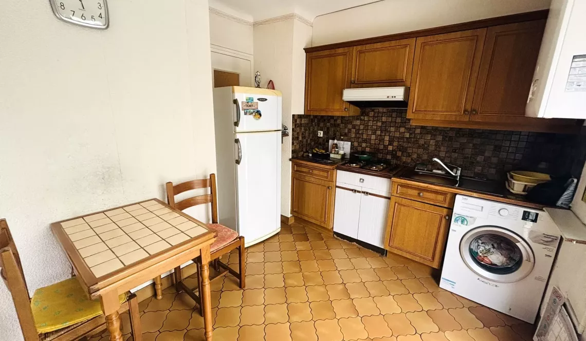 Anglet Camiade/Montbrun - Copropriété de 2 pour ce joli Type 4 de 91 m² H en rdc d’une maison + véranda + garage + jouissance exclusive de 228 m² de terrain