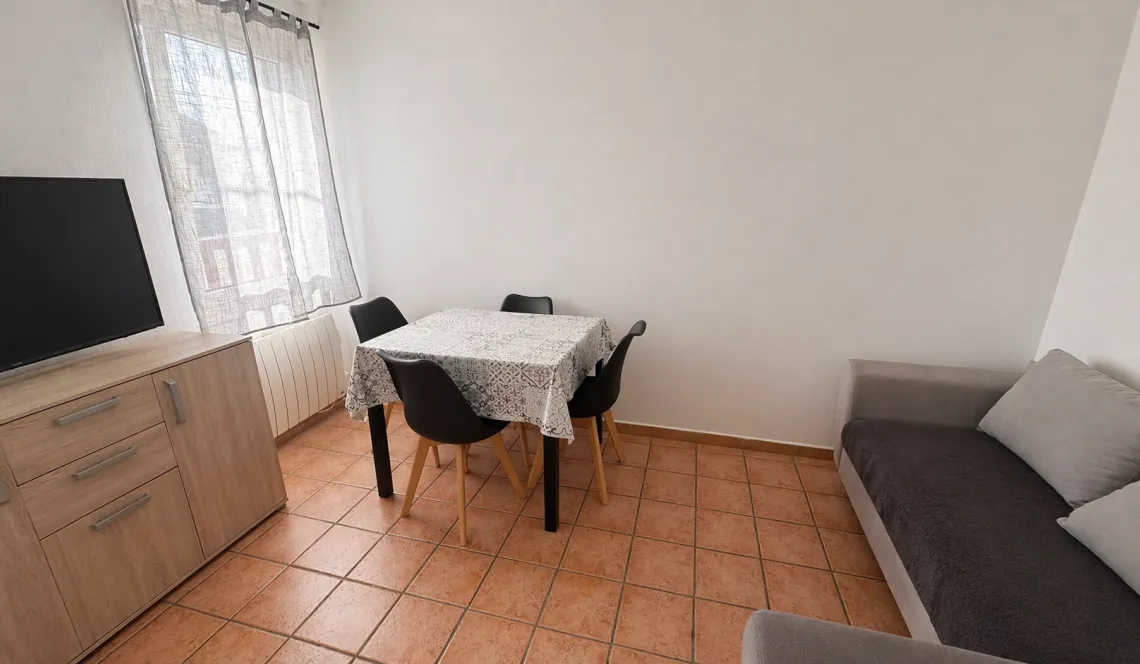 Idéal investisseur, à Boucau Central les Forges aux portes de Bayonne - Studio Type 3 en duplex de 41 m² habitable au sol actuellement loué + terrasse