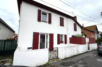 Boucau Central les Forges aux portes de Bayonne - Type 3 en duplex de 78 m² habitable au sol  + terrasse
