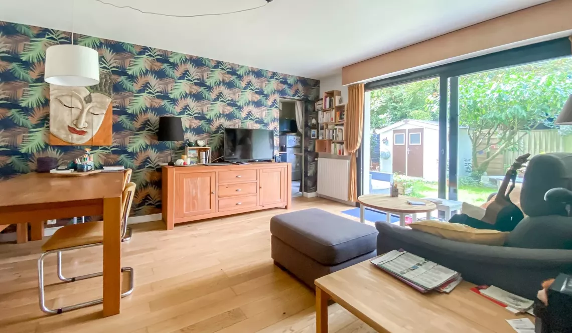 Anglet Chiberta - Emplacement privilégié pour ce type 2 de 44 m² habitable, pièce de vie de 20 m², jardinet privatif de 58 m² + grenier + place de parking 