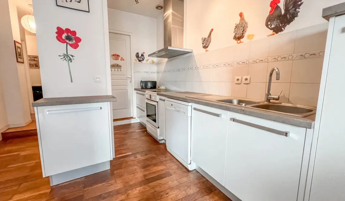 RARE à Bayonne St Esprit - Dans petite copropriété, splendide type 3 de 74 m² habitable, pièce de vie de 35 m², terrasse de 30 m² avec aperçu Mairie + cave