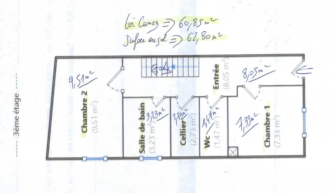RARE sur le centre ancien de Bayonne - Dans immeuble rénové, dernier étage pour ce splendide T3 en duplex inversé de 63 m² H, pièce de vie plein sud de 29 m², en prolongement sa petite terrasse
