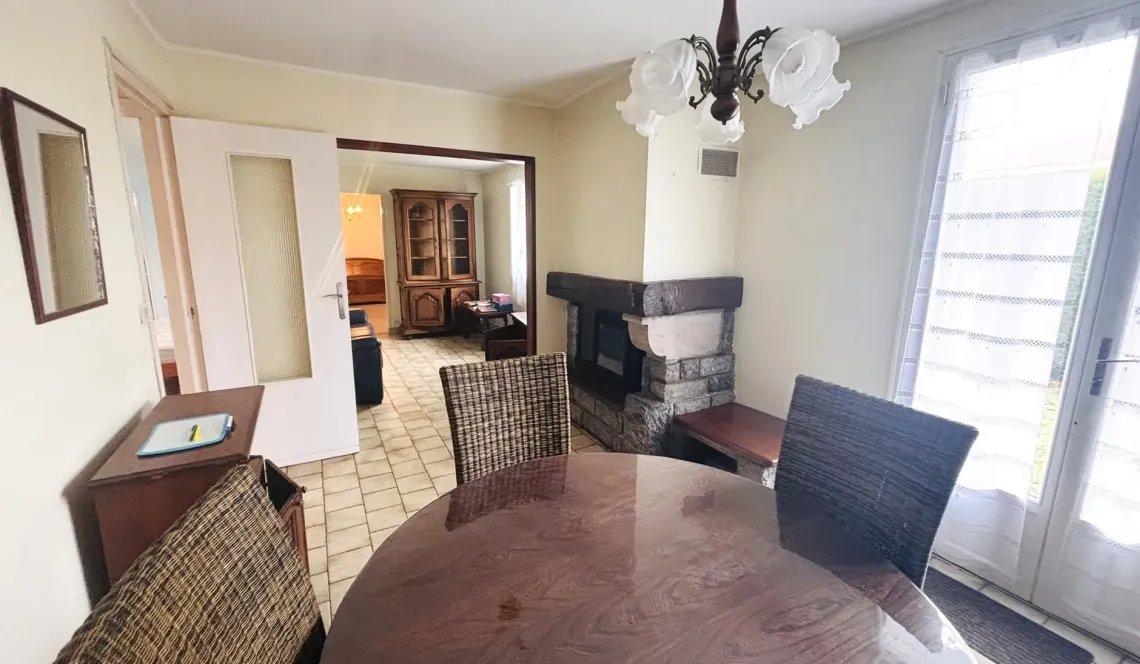 Anglet Maignon - Nombreuses possibilités pour ce plain-pied de 70 m² habitable de type 3 sur 701 m² de terrain