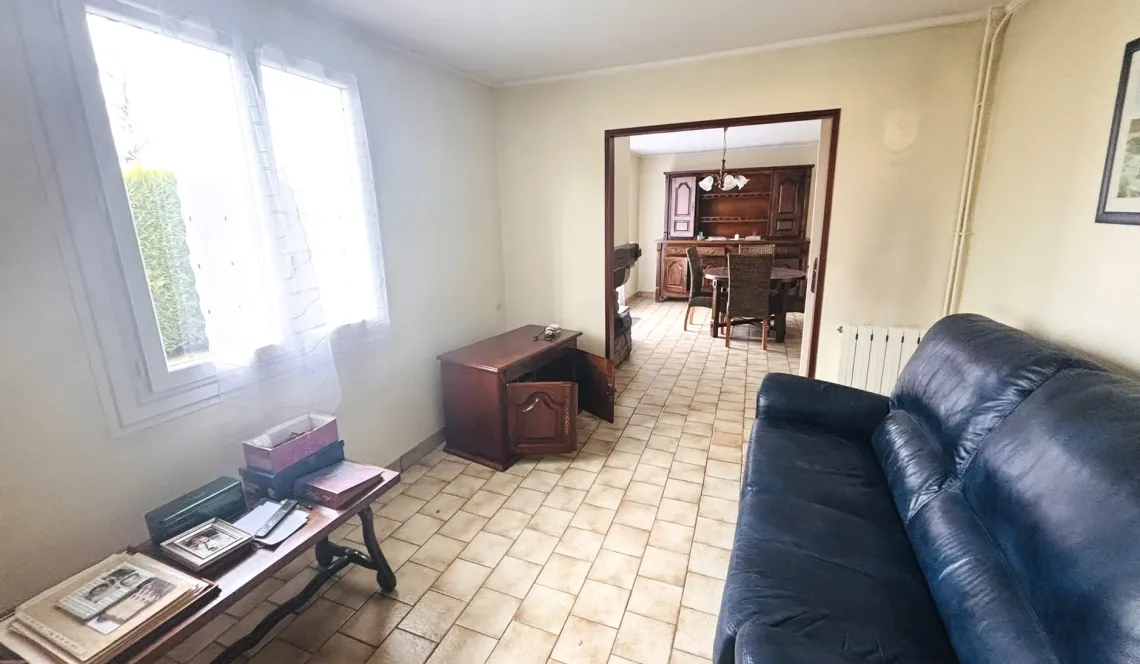 Anglet Maignon - Nombreuses possibilités pour ce plain-pied de 70 m² habitable de type 3 sur 701 m² de terrain