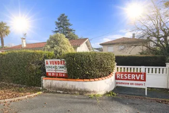 Anglet Maignon - Nombreuses possibilités pour ce plain-pied de 70 m² habitable de type 3 sur 701 m² de terrain