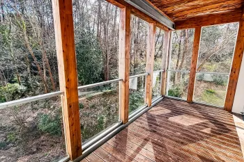 Rare sur Anglet, au calme - Dans résidence de 2016, type 2 de 46 m² habitable, belle pièce de vie sur jolie terrasse de 9 m² + place de parking en sous-sol