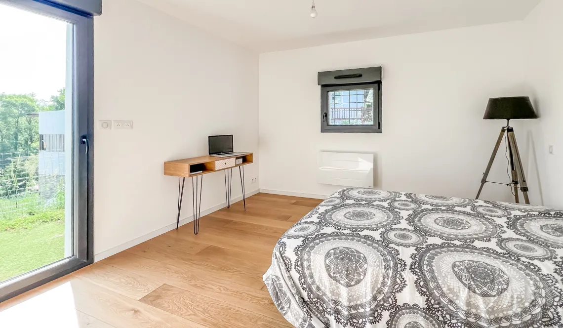 Sur Mouguerre en Exclusivité - Jolie maison entièrement rénovée de 105 m² habitable, 3 chambres, grand séjour lumineux sur 649 m² de terrain