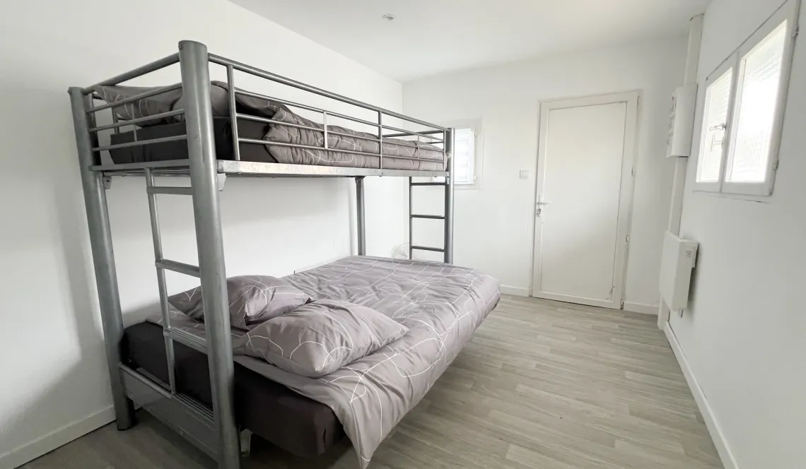 Haut Boucau - Type 2 de 31 m² habitable dans un petit ensemble sur 541 m² de terrain