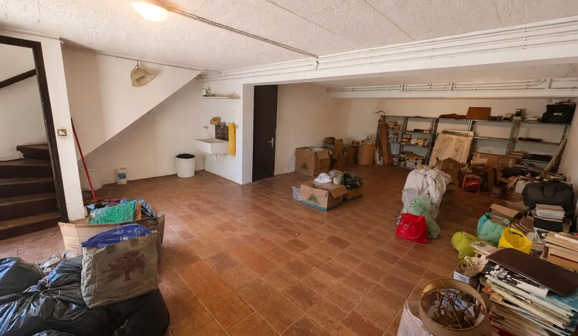 Dans un écrin de verdure sur Briscous - Belle traditionnelle de 198 m² habitable et ses 5 chambres, séjour cathédrale, garage sur parcelle de 4 000 m²