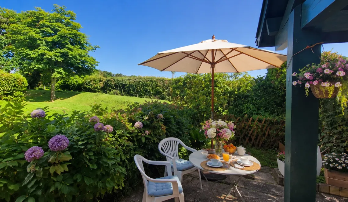 RARE sur Bidart - Type 2 de 28 m² habitable et sa terrasse et jardin privatif, vue splendide sur les montagnes