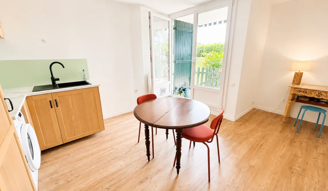 RARE sur Bidart - Type 2 de 28 m² habitable et sa terrasse et jardin privatif, vue splendide sur les montagnes