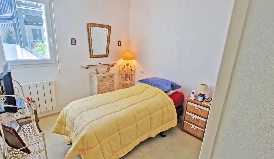 Dans jolie résidence arborée et calme à Boucau - Appartement lumineux exposée sud-ouest de 36 m² type F2 avec place de parking privative + cave