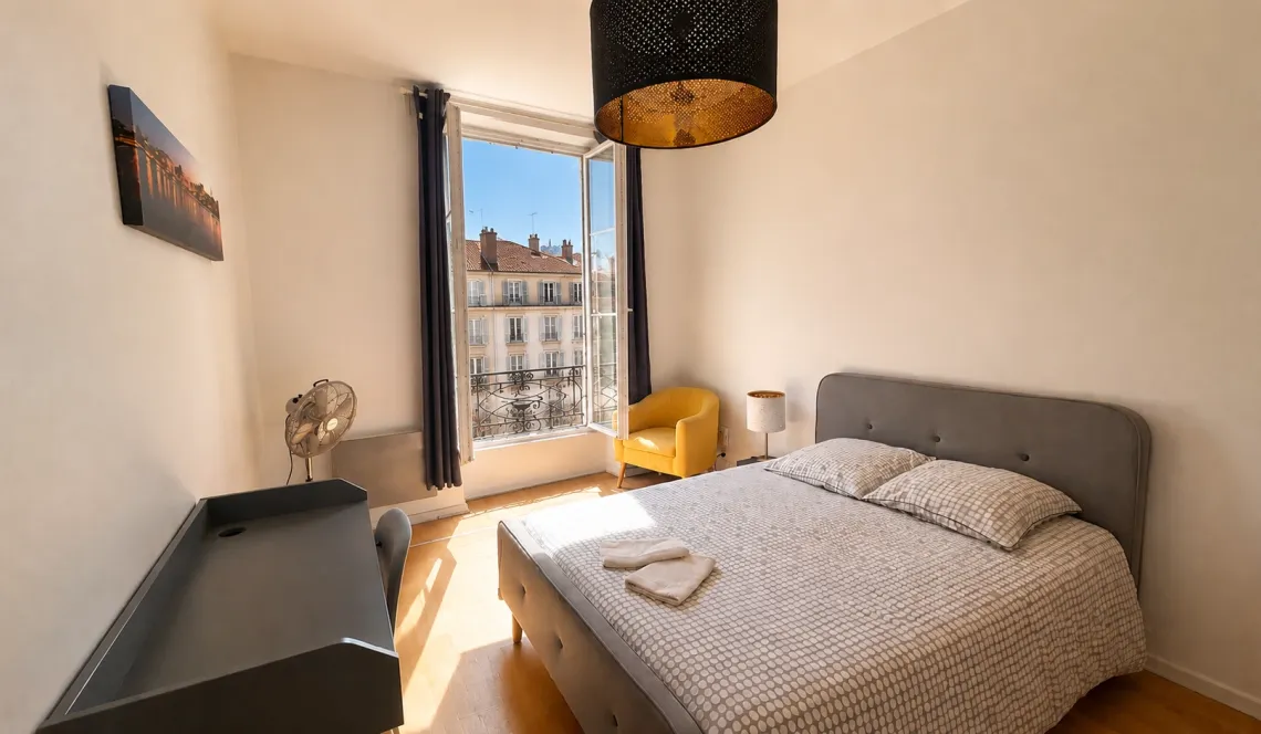 A vendre Bayonne-Joli T3 de 54 m² habitable dans le quartier recherché de Saint Esprit avec un spacieux séjour et 2 chambres avec placards