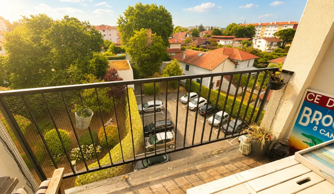 Biarritz Tamamés - Dernier étage sans ascenseur pour ce type 4 de 70 m² habitable coup de coeur entièrement rénové + cave + cellier