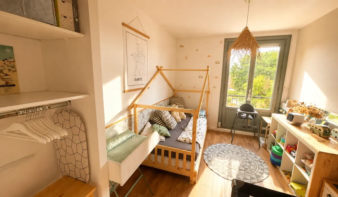 Biarritz Tamamés - Dernier étage sans ascenseur pour ce type 4 de 70 m² habitable coup de coeur entièrement rénové + cave + cellier