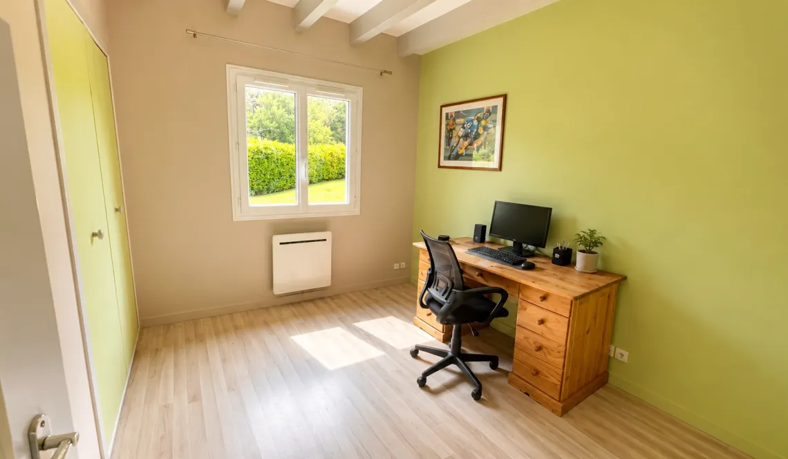A deux pas du centre d’Anglet - Maison traditionnelle des années 1984 de 139 m² habitable, 4 chambres dont deux en rdc sur belle parcelle de 920 m²