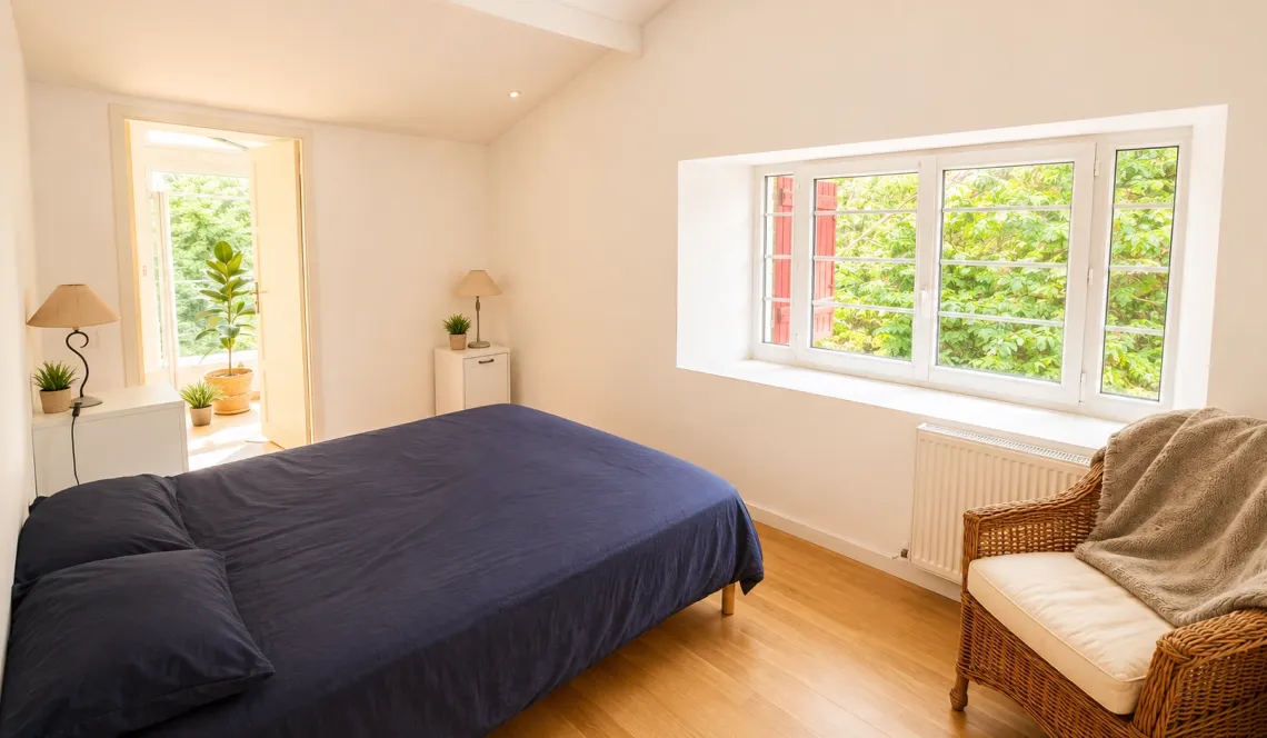 Louhossoa Coeur du Pays Basque - Spacieux T4 de 120 m² dans petite coproprié de 2 lots, avec jardin privatif + terrasse de 200 m², 3 chambres dont une avec dressing attenant