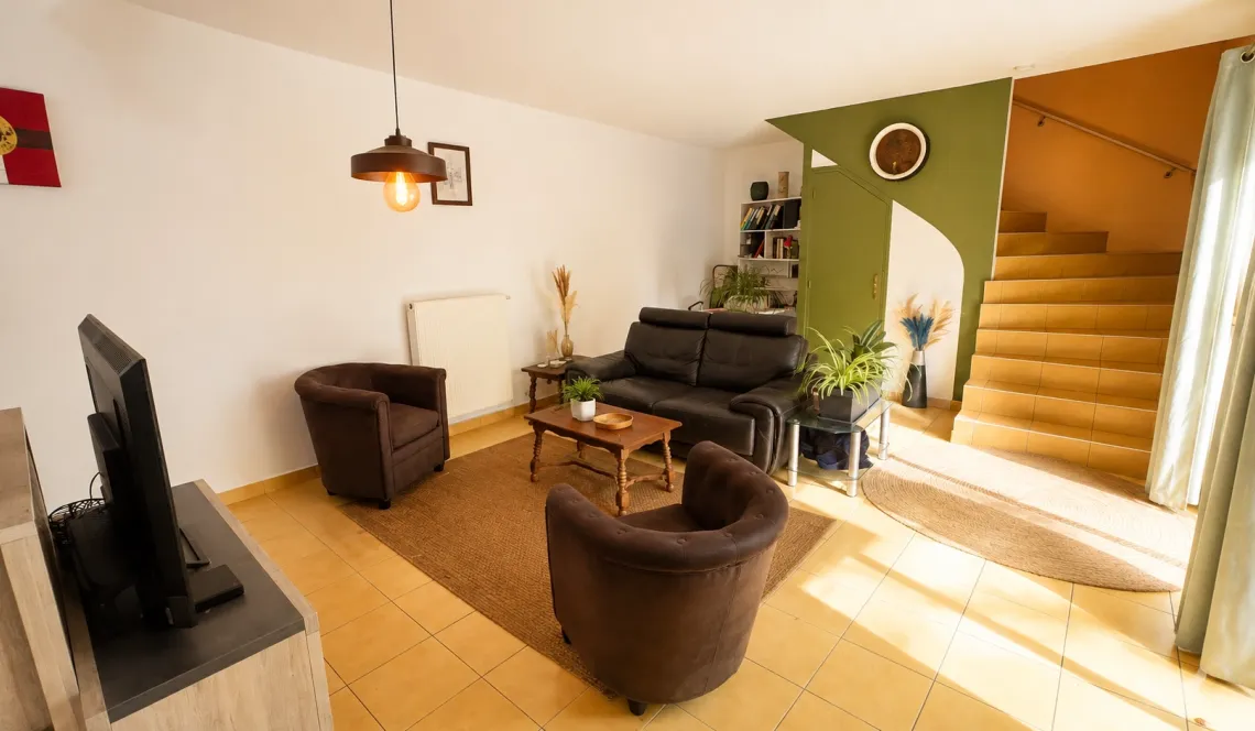 Louhossoa Coeur du Pays Basque - Spacieux T4 de 120 m² dans petite coproprié de 2 lots, avec jardin privatif + terrasse de 200 m², 3 chambres dont une avec dressing attenant