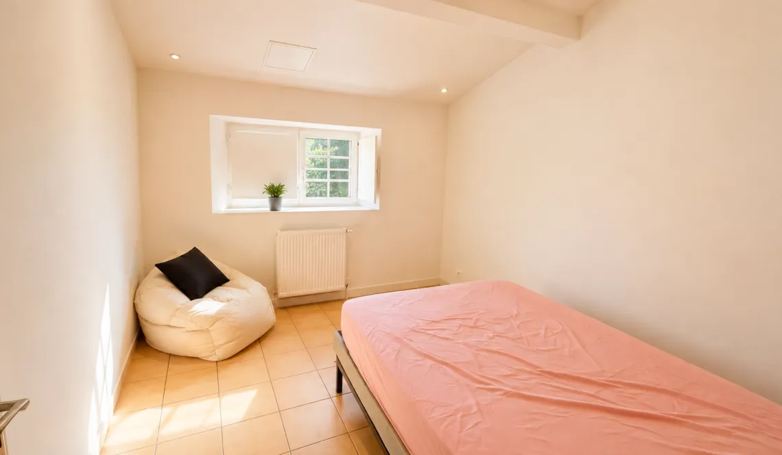 Louhossoa Coeur du Pays Basque - Spacieux T4 de 120 m² dans petite coproprié de 2 lots, avec jardin privatif + terrasse de 200 m², 3 chambres dont une avec dressing attenant