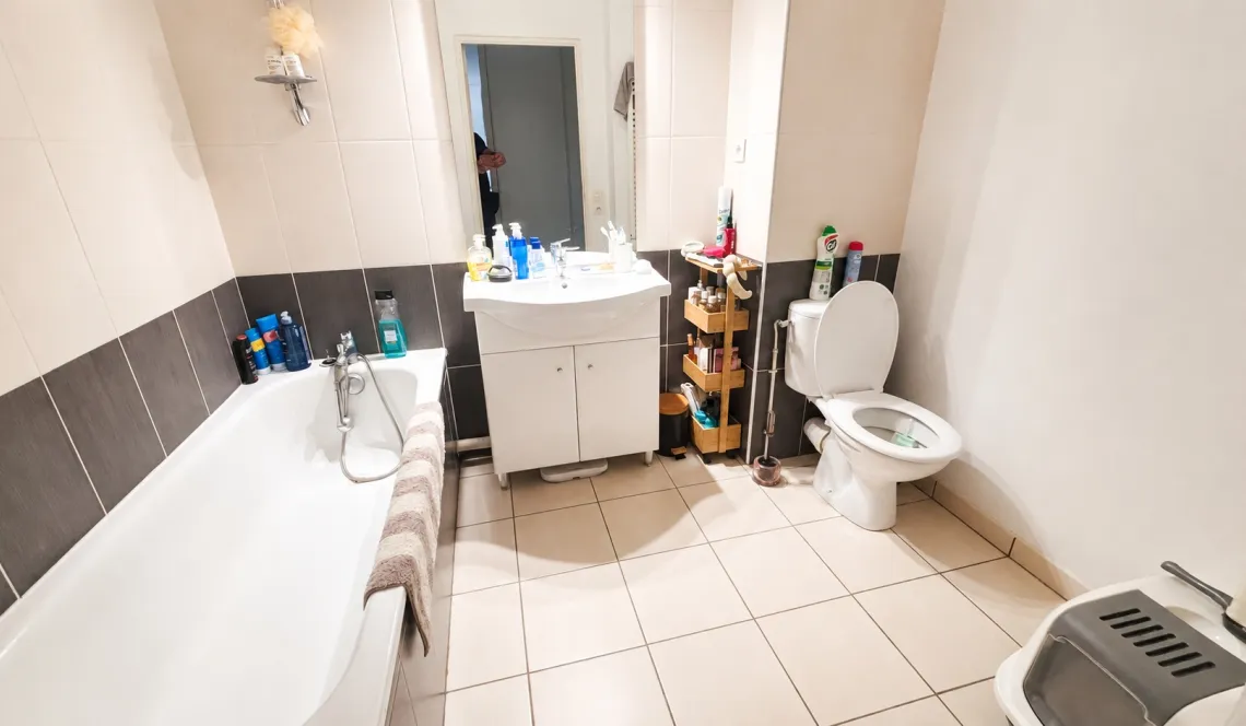 Co Exclusivité à St Jean de Luz - Joli type 3 de 54 m² habitable au dernier étage d’une résidence de 2010 + cave + terrasse + parking