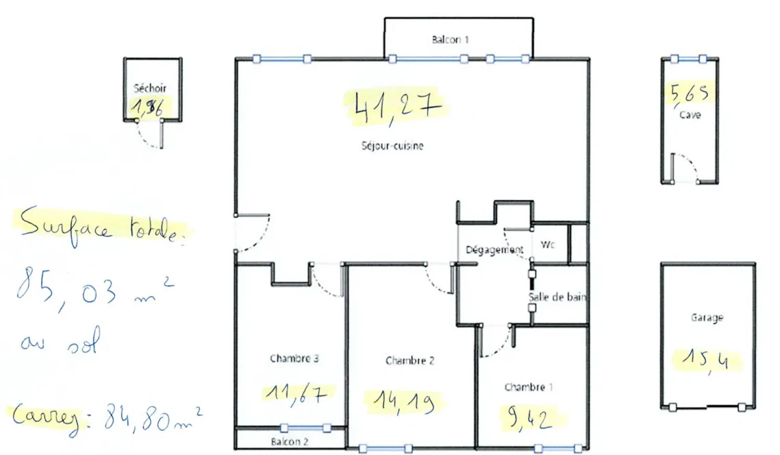 RARE sur Biarritz Tamames - Dans résidence des années 65, coquet et entièrement rénové pour ce type 4 de 85 m² habitable, grande pièce de vie de 41 m² sur balcon, cave et garage privatif