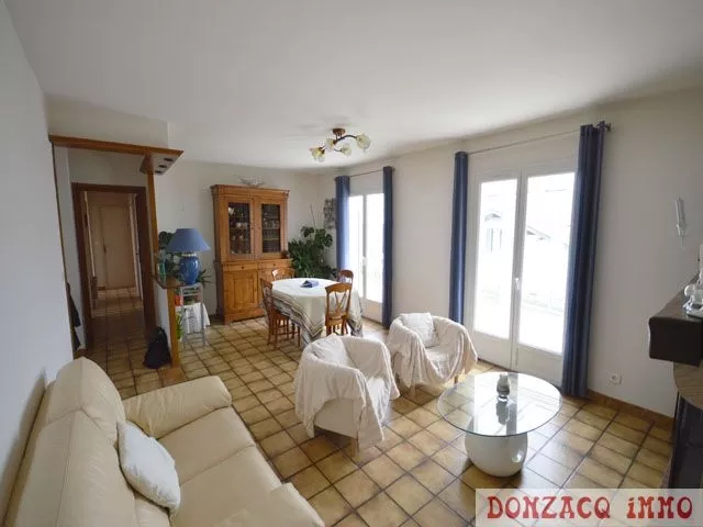 Villa 5 pièces de plain pied de 100 m² habitable - Mouguerre - Pays Basque