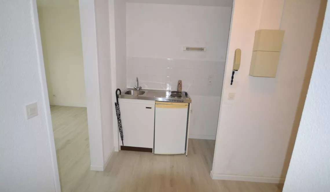 Appartement 2 pièces de 33 m² habitable refait à neuf - Biarritz le Braou - Idéal investisseur