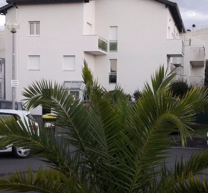 Appartement 2 pièces de 33 m² habitable refait à neuf - Biarritz le Braou - Idéal investisseur