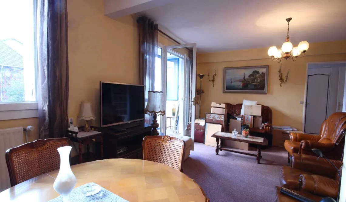 Appartement type 4 de 85 m² habitable traversant - Bayonne St Esprit
