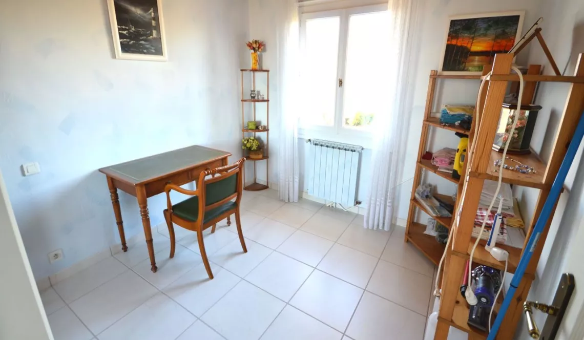 Villa de 105 m² habitable de 1995 sur 3000 m² de terrain - 20 mn de Bayonne - Pays basque