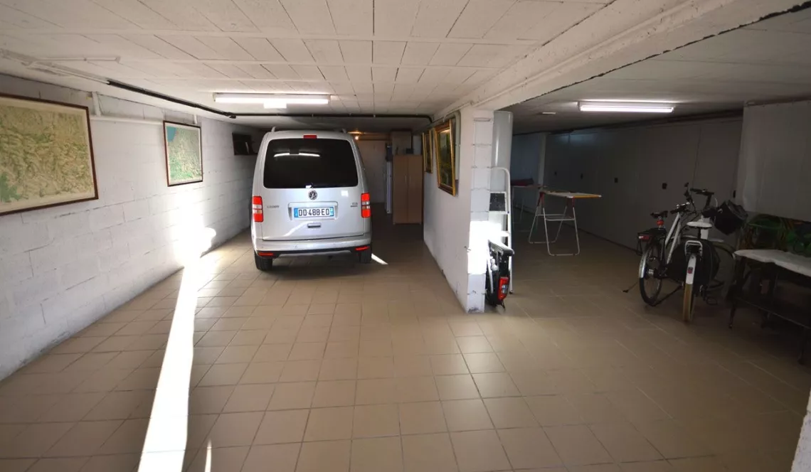 Villa de 105 m² habitable de 1995 sur 3000 m² de terrain - 20 mn de Bayonne - Pays basque