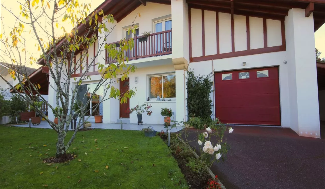 Bayonne maison récente de 4 chambres de 120 m² habitable