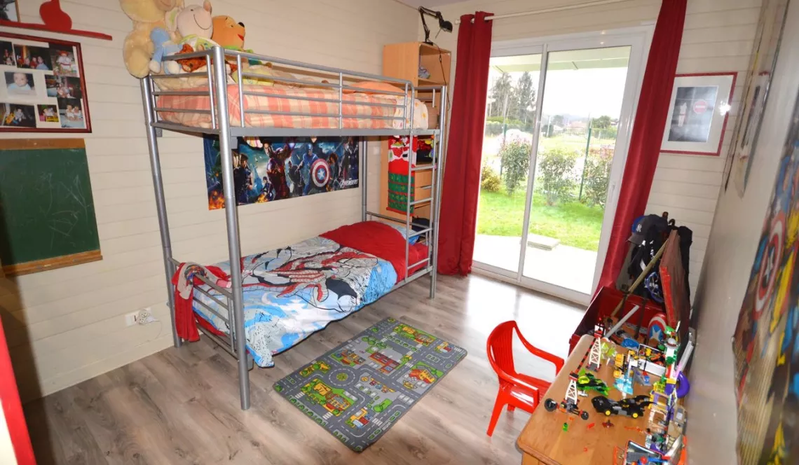 Biaudos - Villa de 130 m² habitable de plain pied de 2006 sur terrain paysagé de 1980 m²