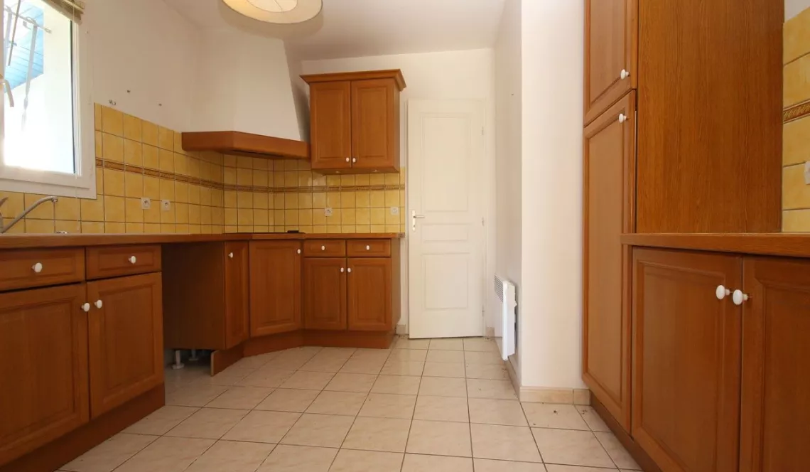 Saint Pierre d’Irube - Plain pied 3 chambres dans une impasse sur 1607 m² de terrain