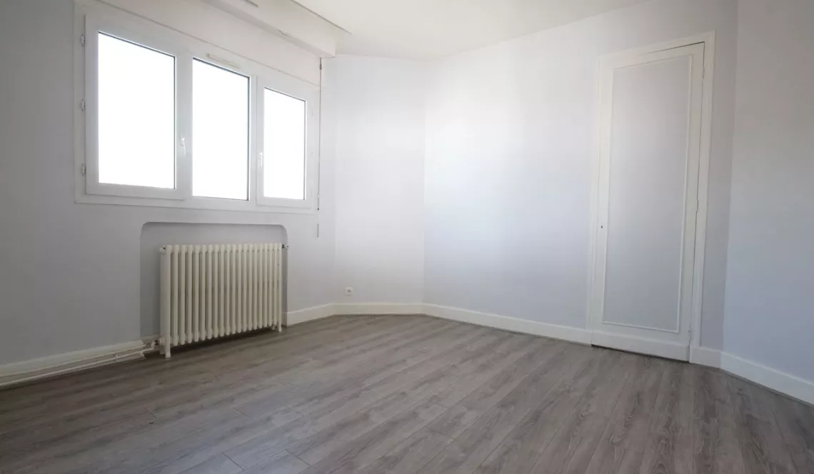 Exclusivité Bayonne Saint Esprit T3/4 de 95m² dans petite copropriété avec peu de charges !