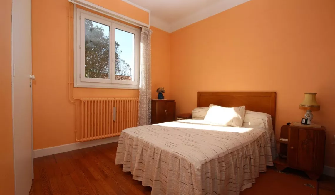 Anglet copropriété sans charges - Type 3/4 de 92 m² H + jardin privatif de 305 m² + garage