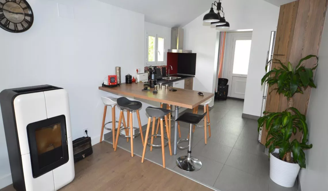 Haut Boucau limite Tarnos - Maison de ville de 85 m² H refaite avec terrasse sud