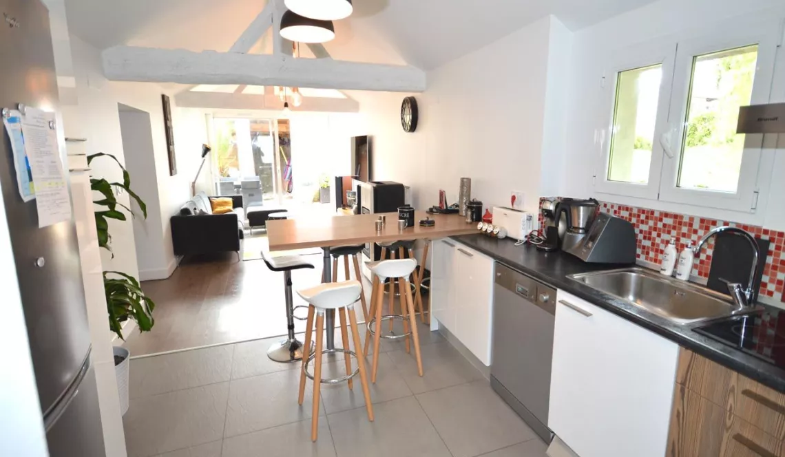 Haut Boucau limite Tarnos - Maison de ville de 85 m² H refaite avec terrasse sud