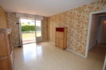 Exclusivité à Anglet proche BAB² - Type 2 de 45 m² habitable à rafraîchir + cellier + parking