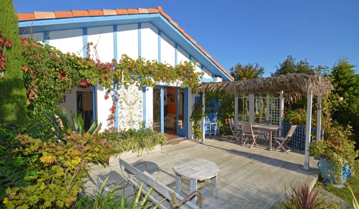 Exclu Mouguerre - Vue dégagée pour cette maison de 118 m² H sur 1240 m² de terrain