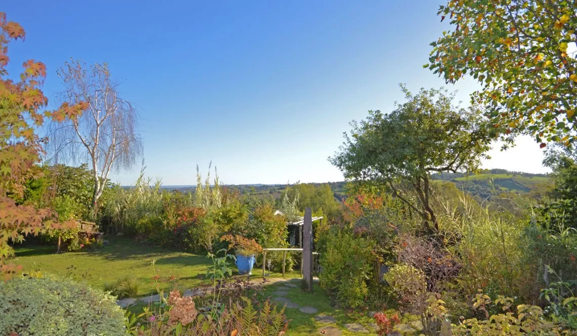 Exclu Mouguerre - Vue dégagée pour cette maison de 118 m² H sur 1240 m² de terrain