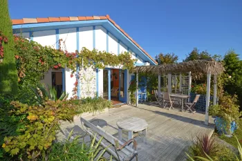 Exclu Mouguerre - Vue dégagée pour cette maison de 118 m² H sur 1240 m² de terrain