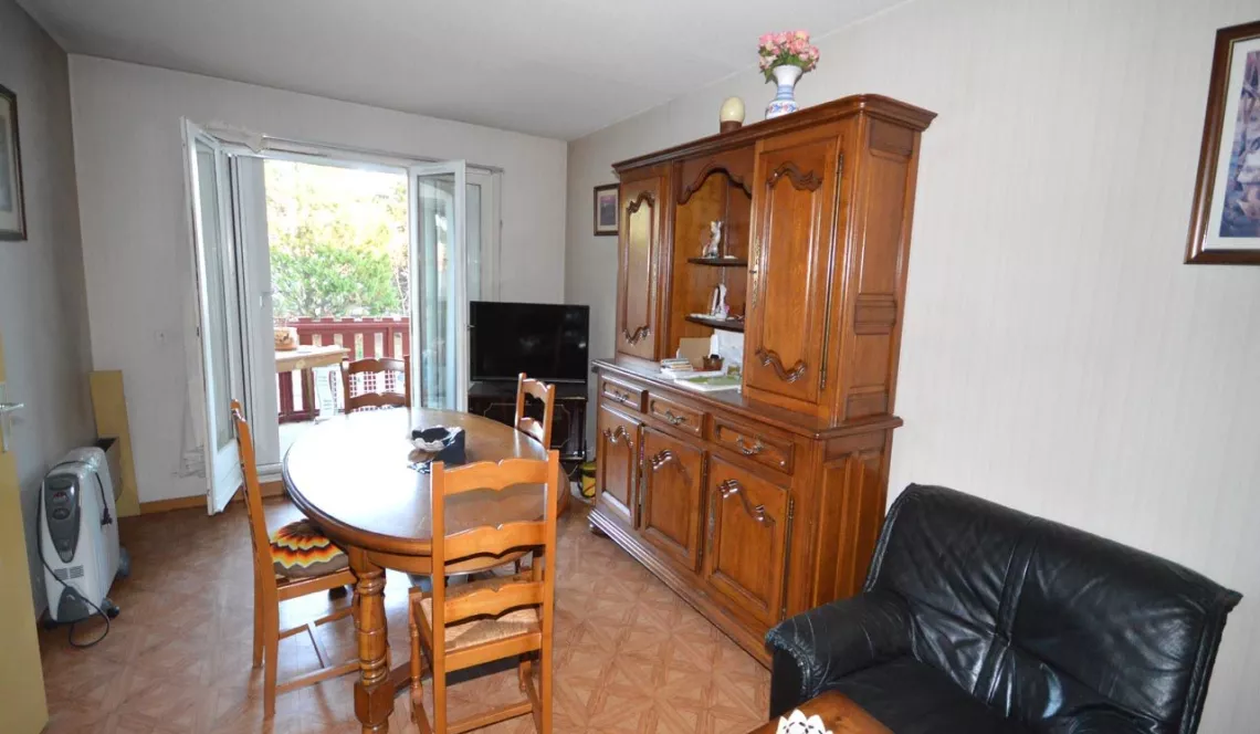 Anglet BAB² - Type 3 de 62 m² H à rafraîchir + terrasse + balcon + garage + cave