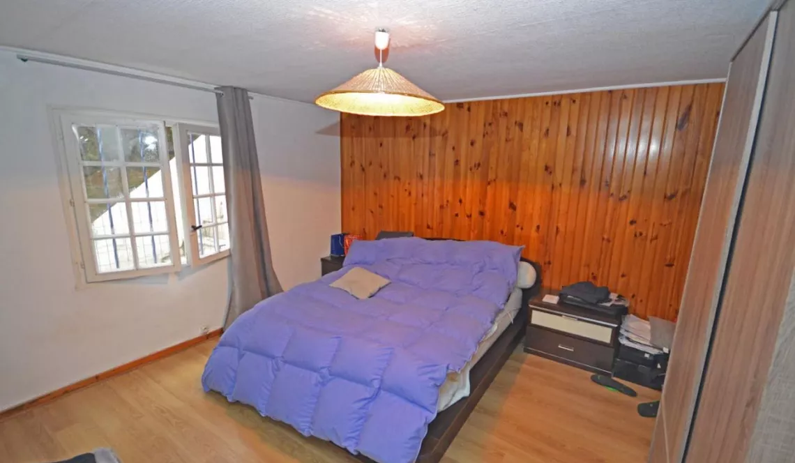 Maison à St Pierre d’irube 5 chambres de 132 m² habitable de 1980 sur 878 m² de terrain