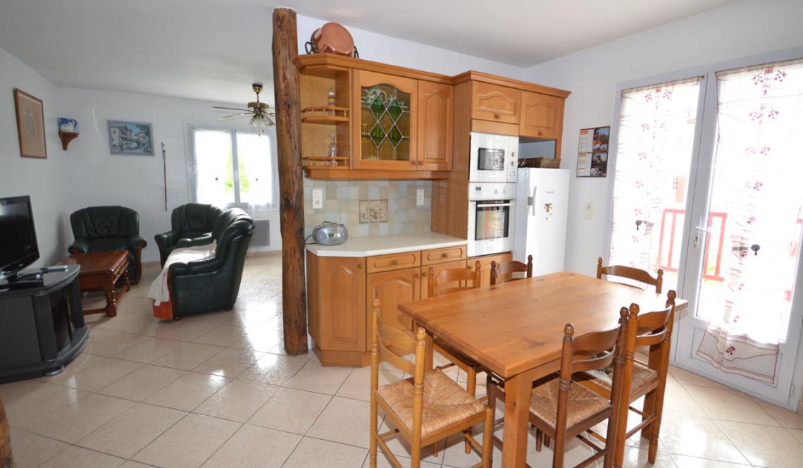 Offre exclusive Donzacq Immo - A briscous villa de 82 m² H + garage + combles sur 700 m² de terrain