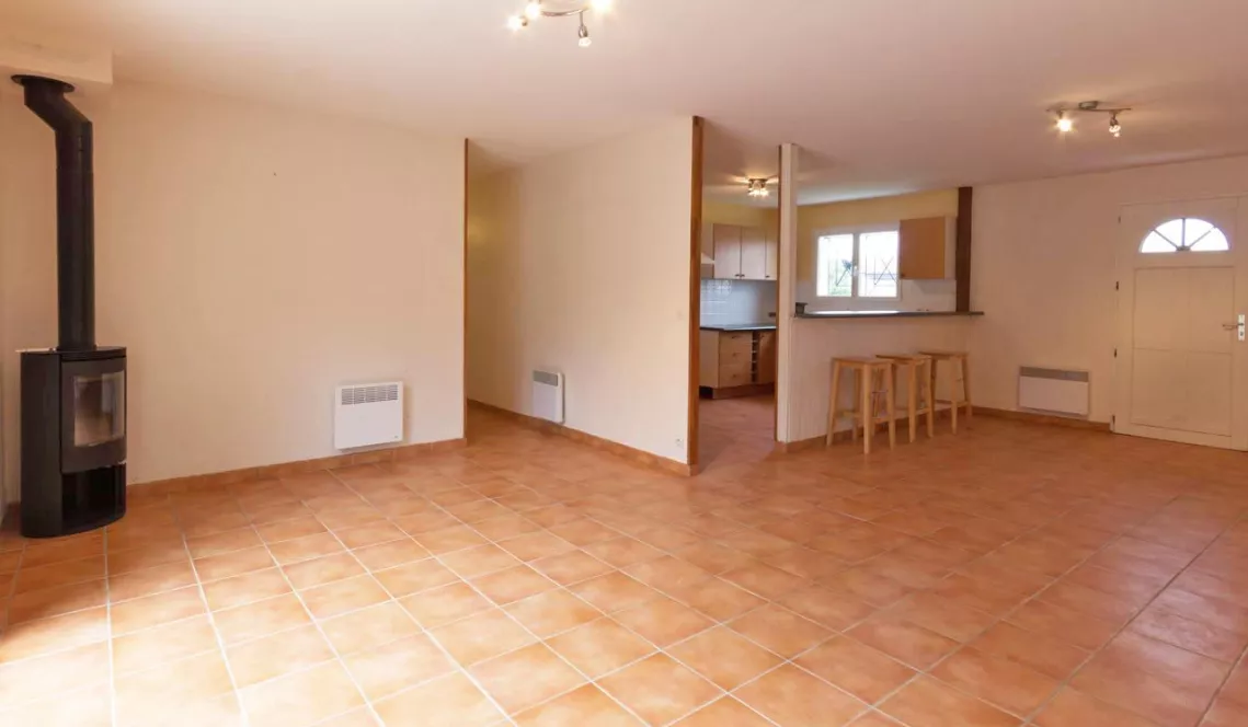 Mouguerre proche du bourg - Maison 3 chambres 93 m² habitable sur 582 m² de terrain